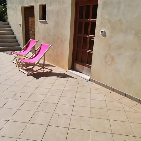 Apartment Ada
